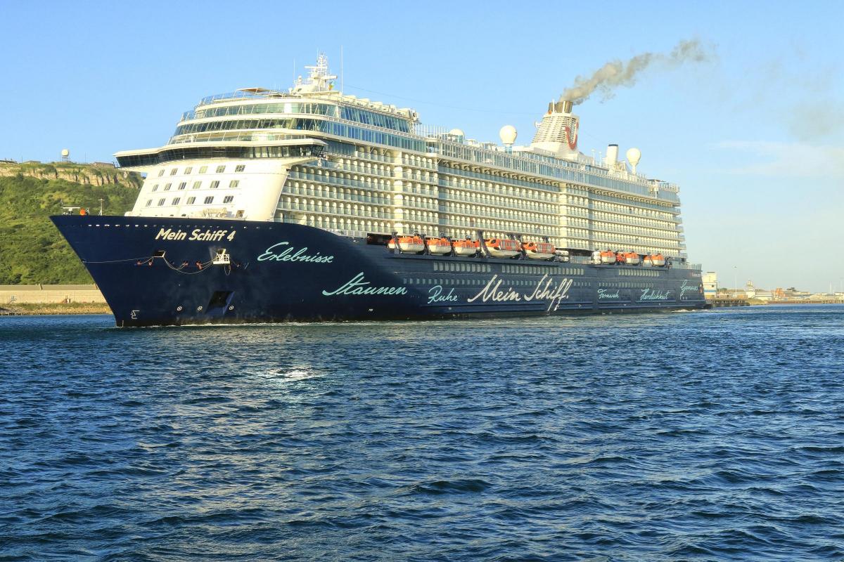 Cruise Ship Mein Schiff 4 At Portland Port Dorset Echo