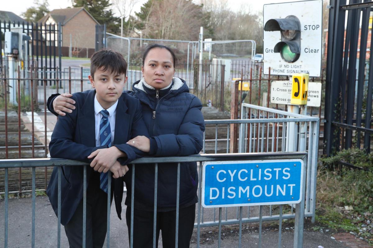 Investigation Launched After Near Miss At Wareham Level Crossing Dorset Echo